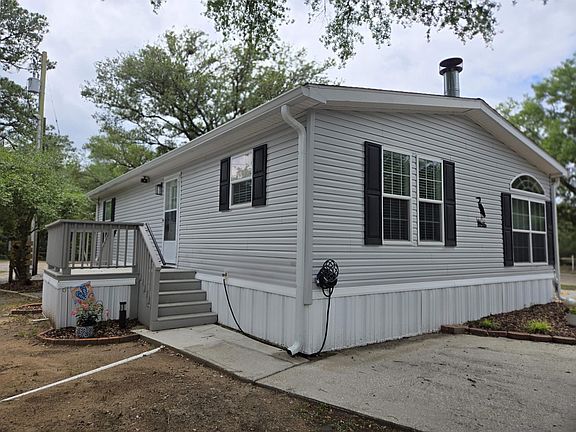 4th image of 457 E Banks Dr.