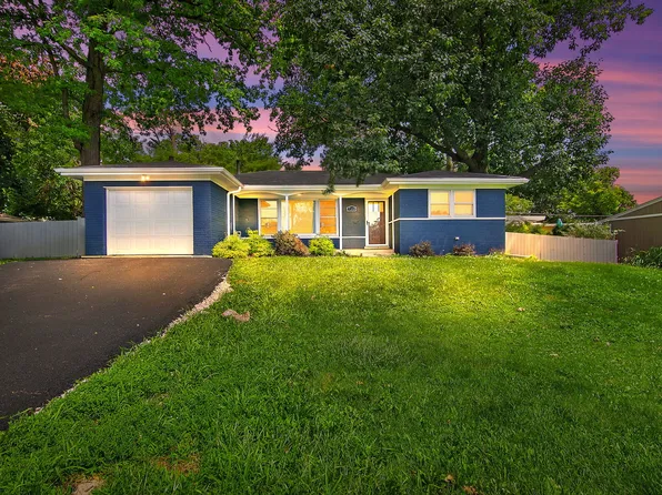 7340 W 111th St, Worth, IL 60482