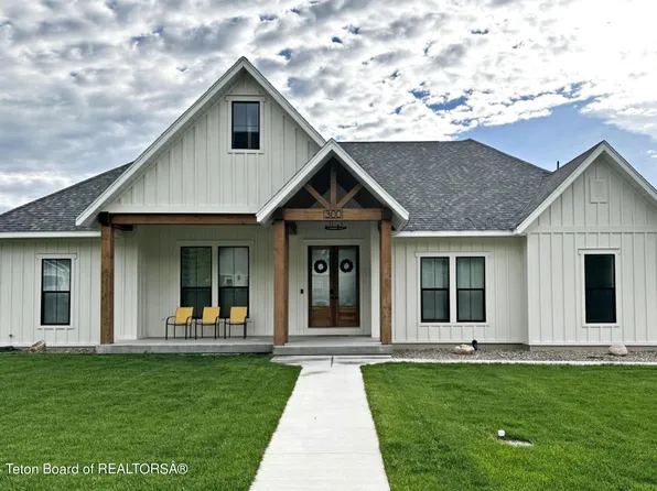 300 Young Ln, Afton, WY 83110