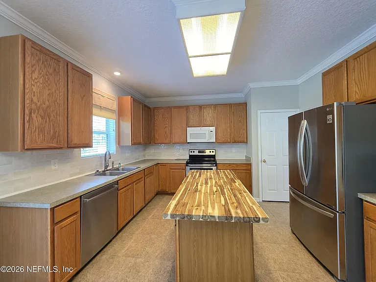 161 Flower Of Scotland Ave — Photo 3