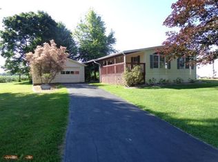 819 Williams Dr, Quincy, MI 49082
