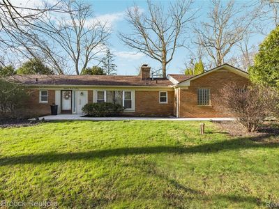 4550 Patrick Rd, West Bloomfield, MI, 48322