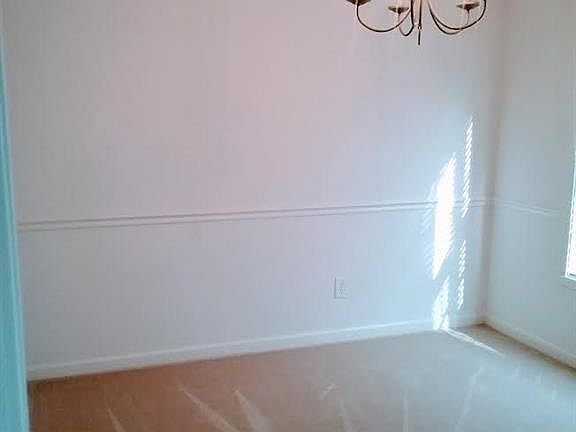 4th image of 1204 Waterlyn Dr