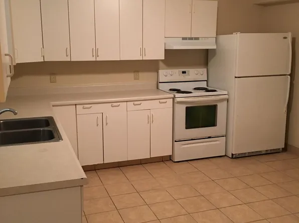 2264 Y St #1, Lincoln, NE 68503