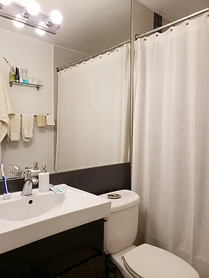 Rented by Signature Property Realty | media 18