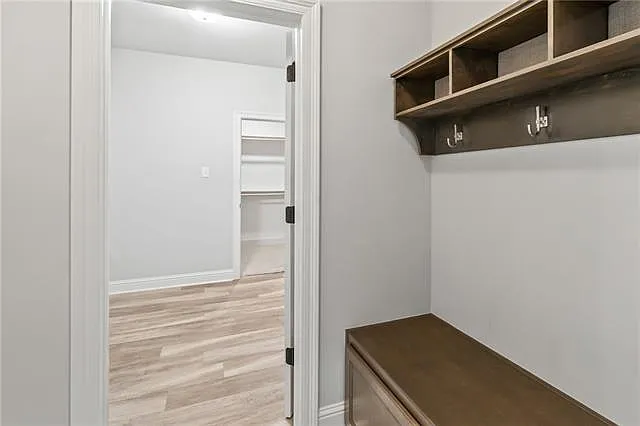 736 Jackson Ct — Photo 19