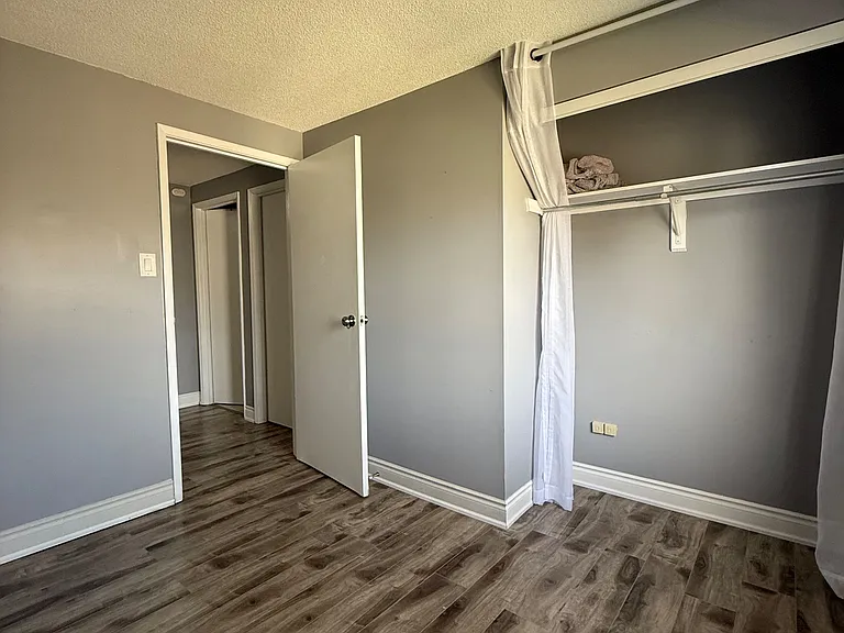255 Northlake Dr #6 — Photo 8