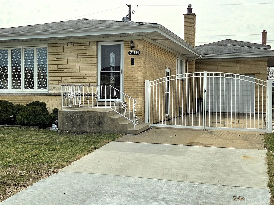 1st image of 8517 W Carmen Ave