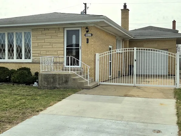 8517 W Carmen Ave, Chicago, IL 60656
