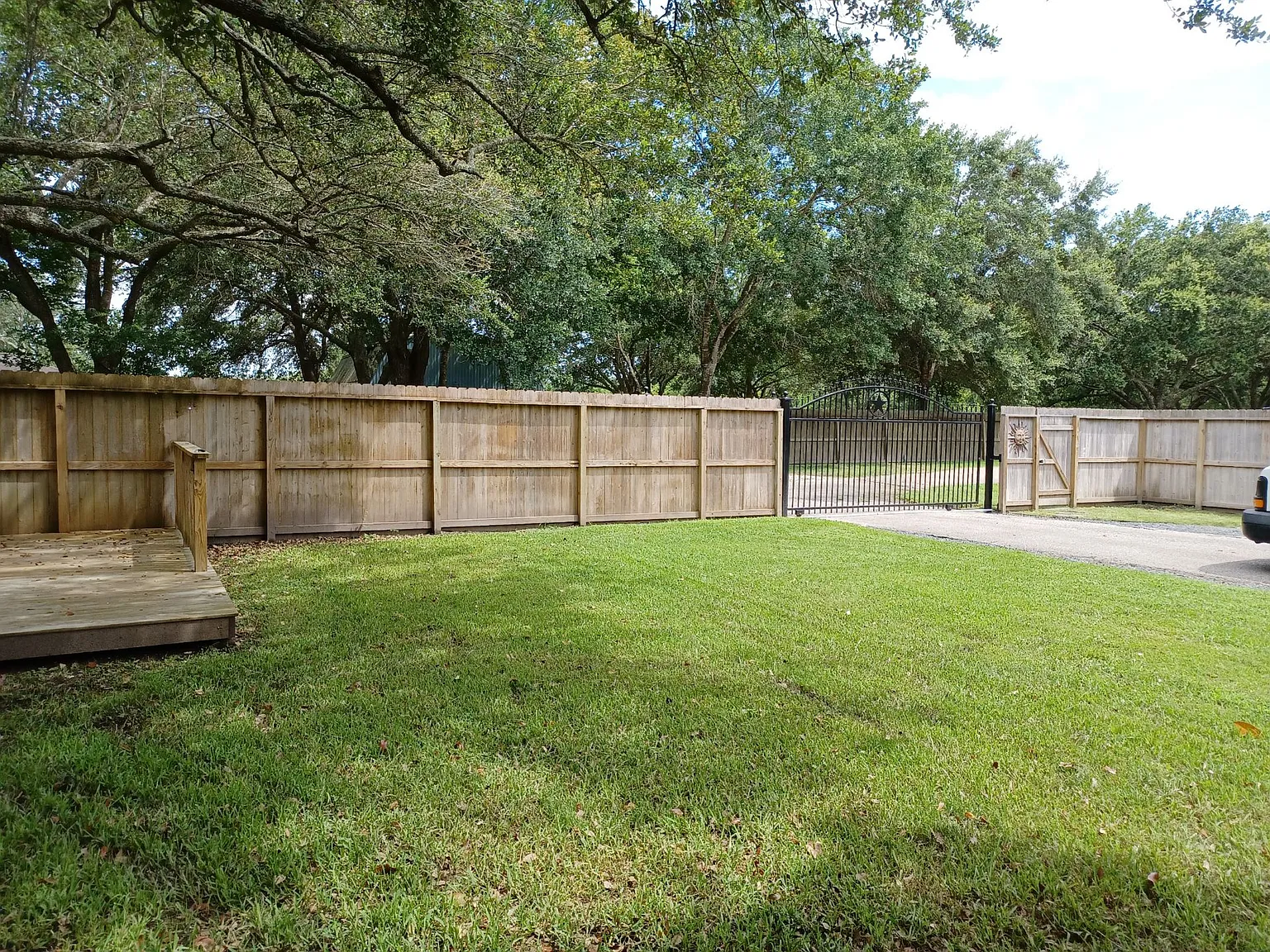 709 S Kansas Ave — Photo 2