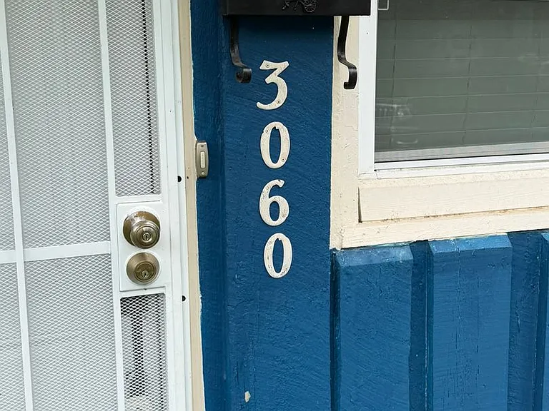 3060 Guernsey Ave — Photo 2