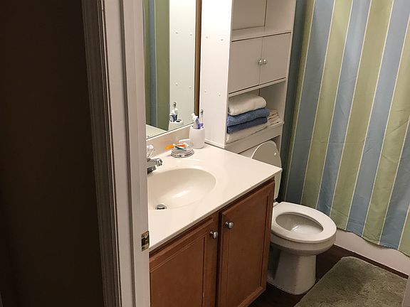 3rd image of 117 Baybrook Cir