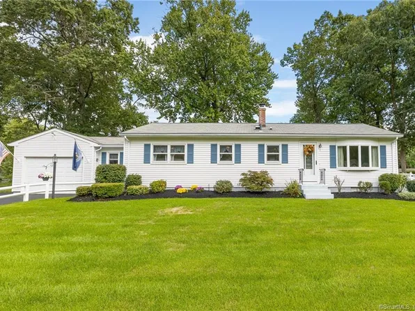 7 Winding Lane, Enfield, CT 06082