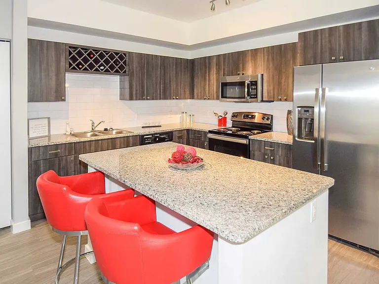 The Solera at Kendall West — Photo 25