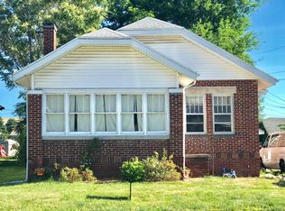 304 W Clark Ave, Effingham, IL