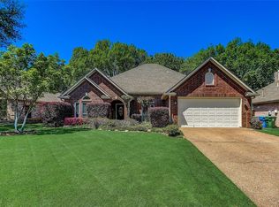 4113 Crescent Dr, Flower Mound, TX 75028