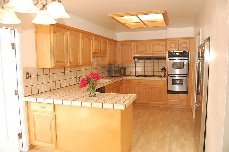 Update Kitchen is Perfect for Your Culinary Creations!