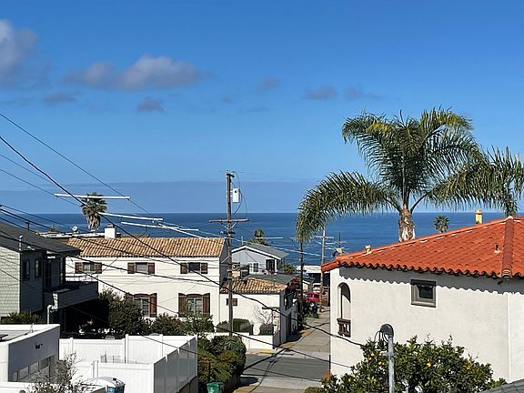 2nd image of 4461 Santa Cruz Ave #1/2