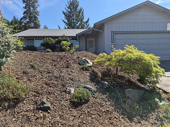 3rd image of 133 SE Terra Ct