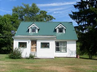 15814 Dutch St, Centerville, PA 16404