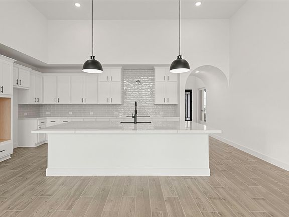 5th image of 2808 Bolton Landing Dr