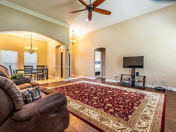 3rd image of 111 Acadian Garden Blvd