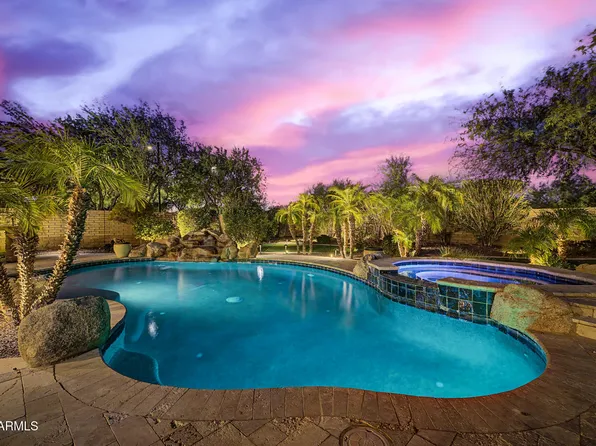 13050 W Chucks Avenue, Peoria, AZ 85383