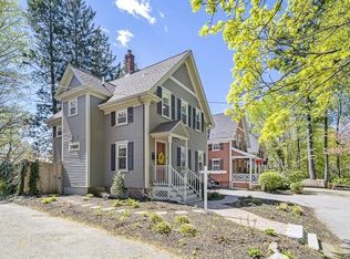 3 Wildwood Ter, Winchester, MA 01890