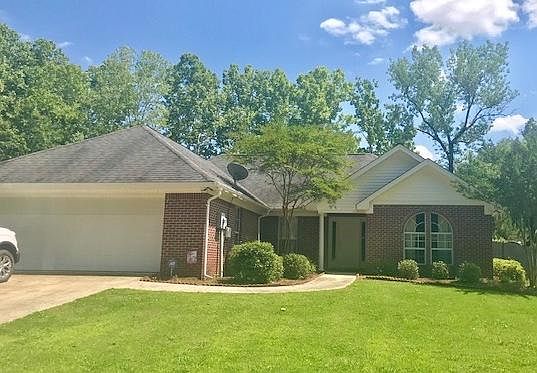 1st image of 127 Elm Pl