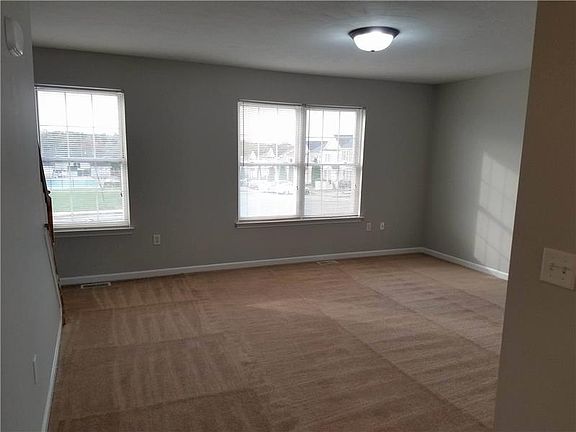 4th image of 206 Weathervane Dr