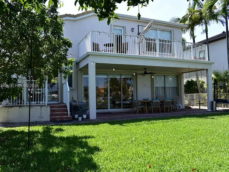 5273 SW 158th Ave — Photo 18