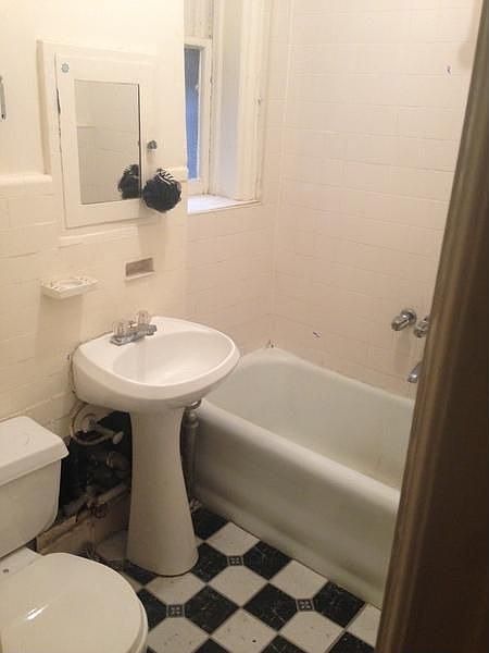 2nd image of 129 Bay Ridge Ave