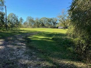 2719 Harperville Rd, Forest, MS 39074