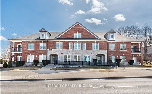 960 Bloor St #205 Photo 1