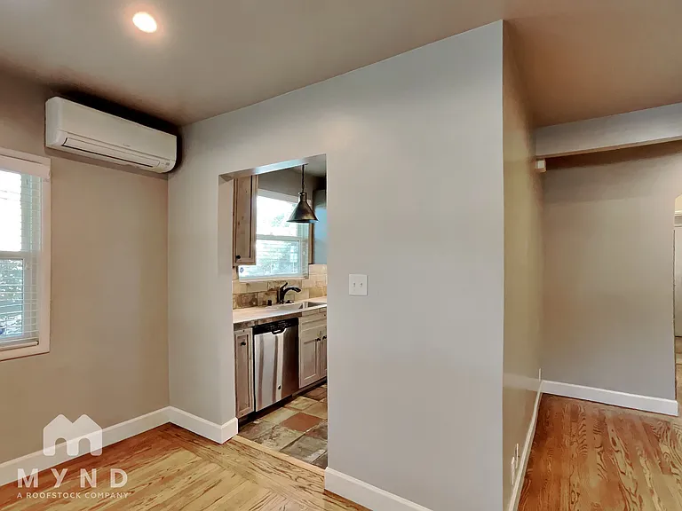 2401 W St — Photo 6