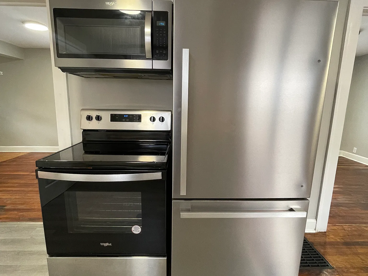 3 bed, 1.5 bath, 1780 sqft, $1,625 — Photo 3