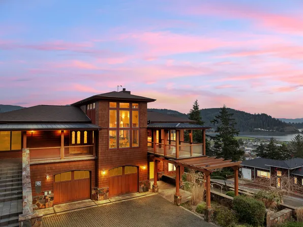 614 Ginger Ave, Garibaldi, OR 97118