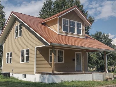 430 E 8th St, Rushville, IN, 46173