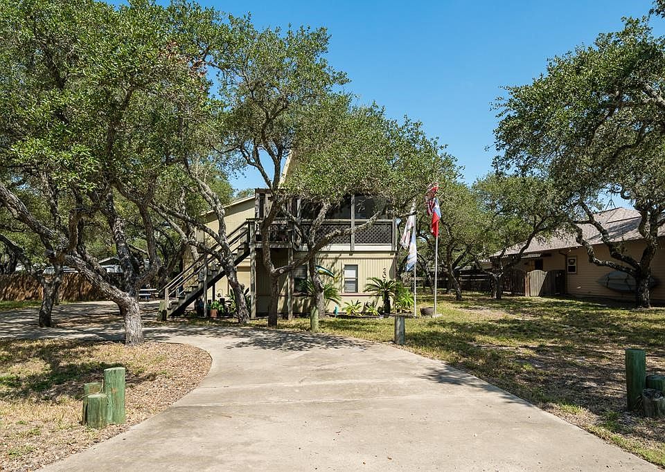 1st image of 203 Timber Lane Loop