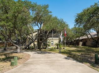 203 Timber Lane Loop, Rockport, TX 78382