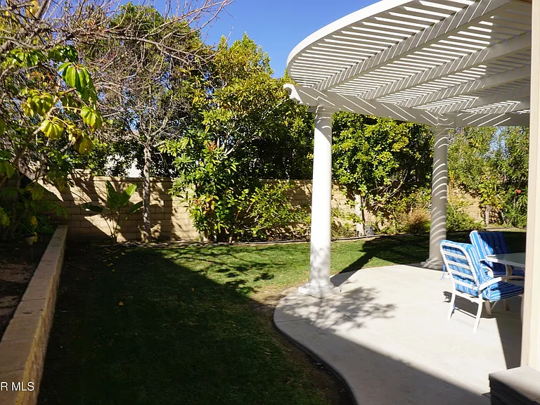 2033 Yellowthroat Pl — Photo 24