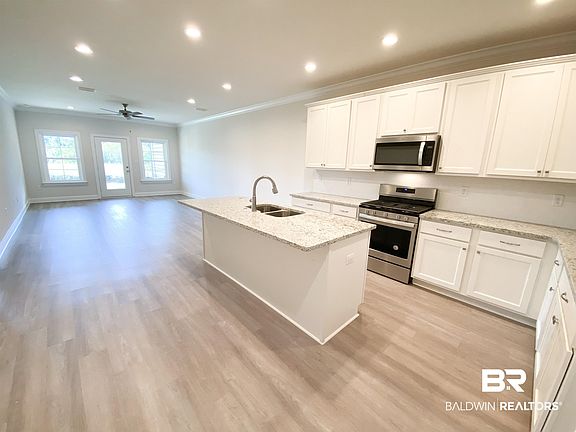 3rd image of 1102 Wyld Palms Dr #1102