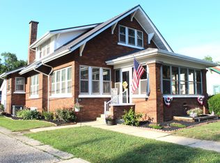 106 E Walnut St, Akron, IN 46910