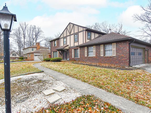 3rd image of 7020 Eastwick Cir