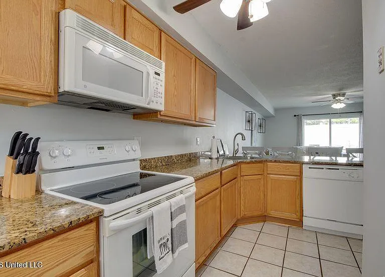 1664 Beach Blvd #176 — Photo 13