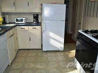 36 Meadow Ln, Falmouth, MA 02540