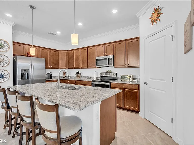 14650 Cantabria Dr — Photo 11