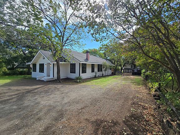2nd image of 4824 Meadowbrook Dr