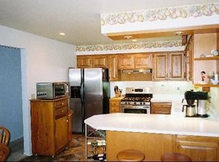 408 Ridge St, Algonquin, IL 60102