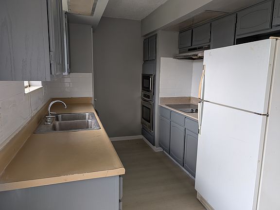3rd image of 15322 Ohara Dr